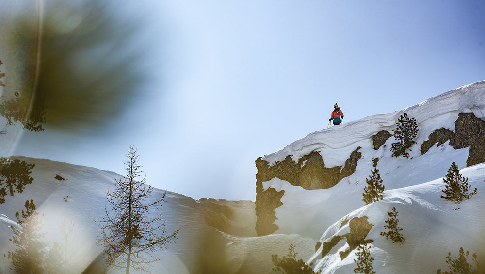 YANN RAUSIS | SKIING BETWEEN